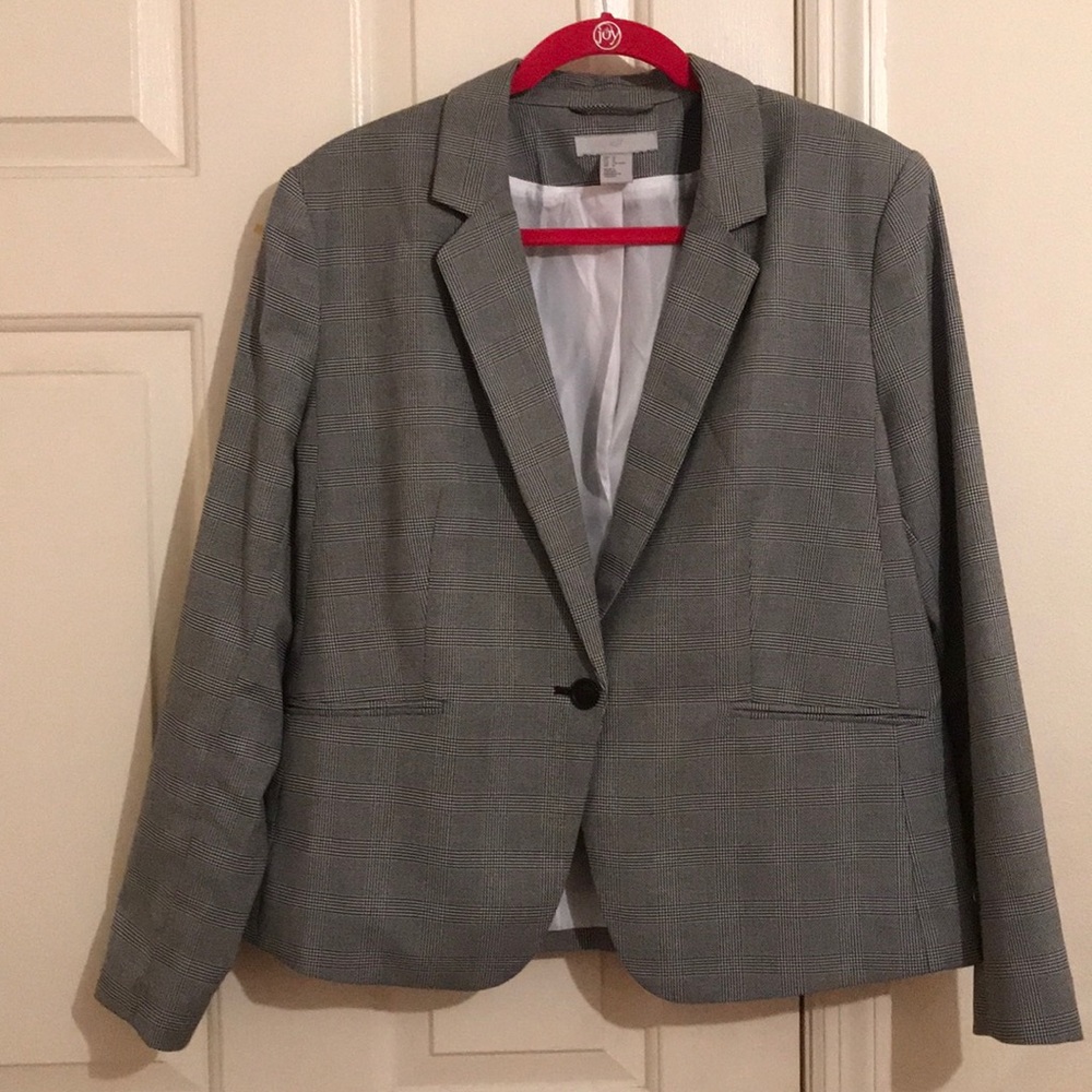 Black, Gray, and white plaid blazer